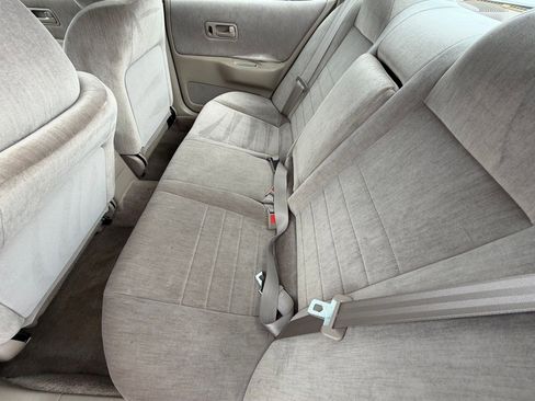 Used 1995 Nissan Altima SE image 28