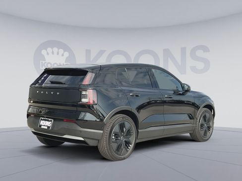 New 2026 Volvo EX30 Cross Country Ultra w/ Protection Package Premier AWD/4WD image 7