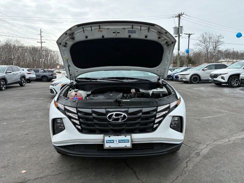 Used 2023 Hyundai Tucson SE image 9