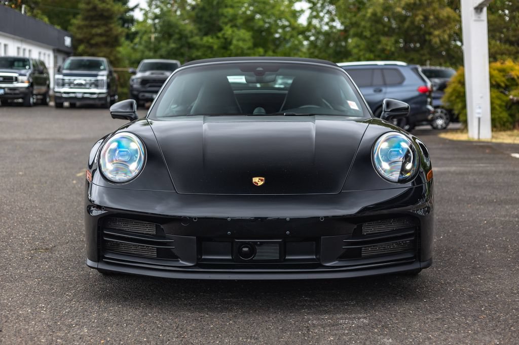 Used 2025 Porsche 911 Carrera w/ Premium Package RWD image 5