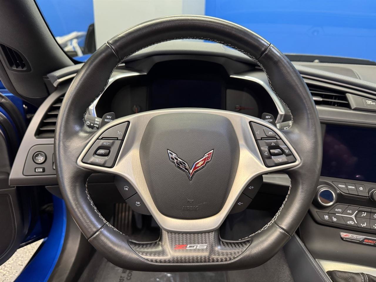 Used 2015 Chevrolet Corvette Z06 w/ Z07 Performance Package RWD image 25