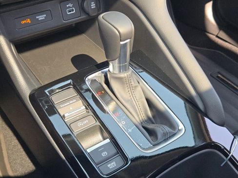 New 2025 Acura Integra Base image 30