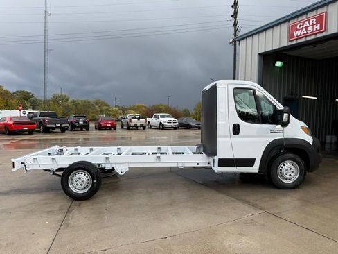 New 2026 RAM ProMaster 3500 w/ Convenience Group FWD image 7