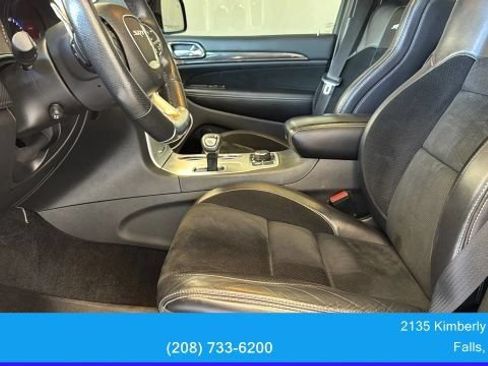 Used 2015 Jeep Grand Cherokee SRT w/ Luxury Group II AWD/4WD image 12