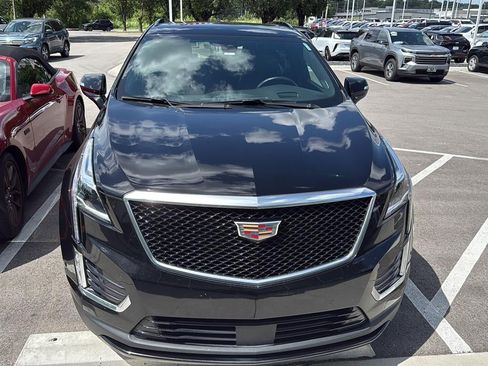 Certified 2023 Cadillac XT5 Sportv w/ Platinum Package AWD/4WD image 5