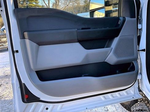 Used 2024 Ford F250 XL w/ XL Off-Road Package image 18
