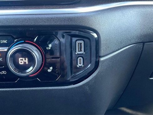 Used 2022 Chevrolet Silverado 1500 LT image 33