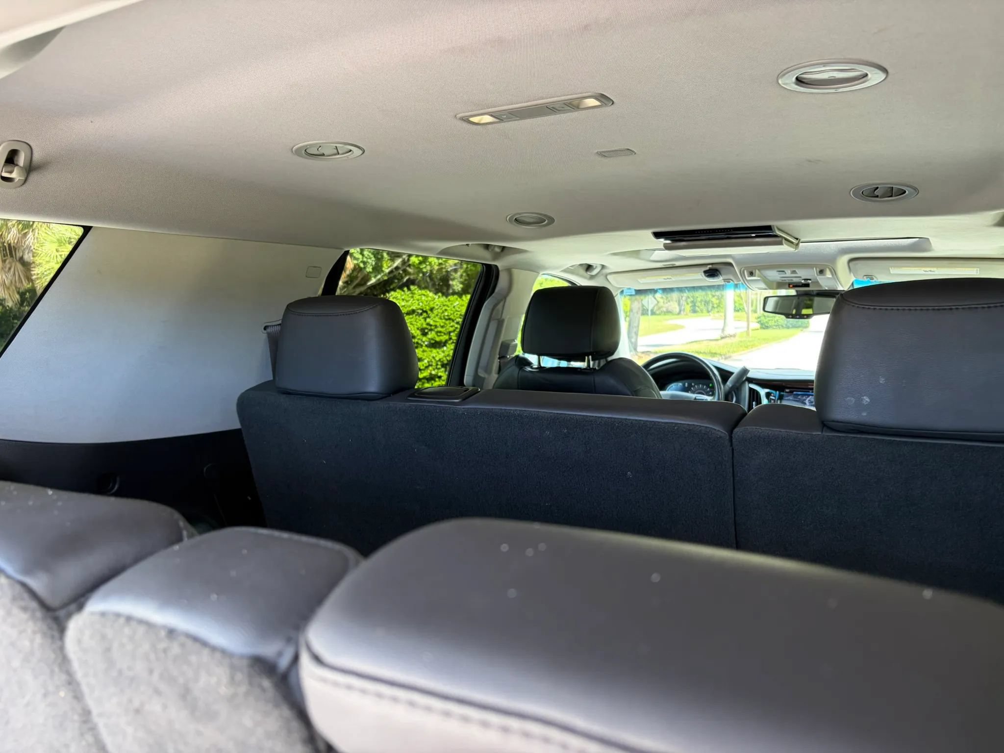 Used 2016 Cadillac Escalade Luxury RWD image 31