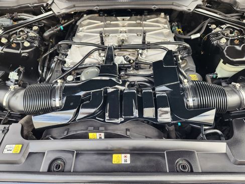 Used 2017 Land Rover Range Rover Long Wheelbase Supercharged image 32