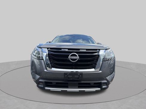Used 2023 Nissan Pathfinder Platinum w/ Lighting Package (N93) AWD/4WD image 10