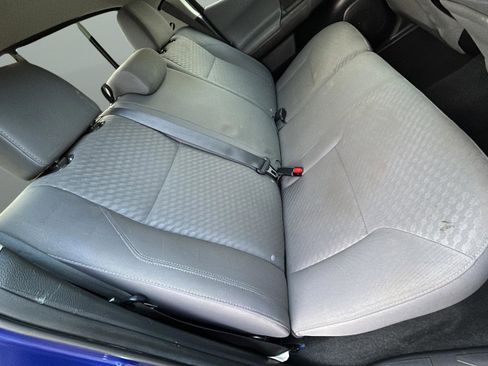 Used 2022 Toyota Tacoma SR5 w/ Technology Package image 35