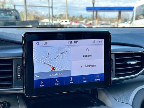 Used 2023 Ford Explorer XLT w/ Equipment Group 202A image 13