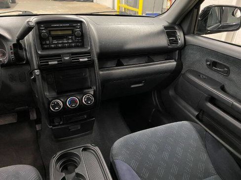 Used 2005 Honda CR-V EX image 21