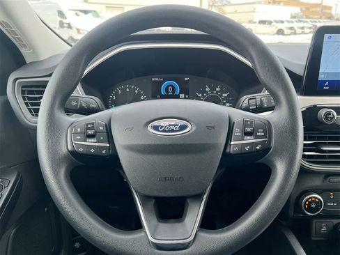Used 2022 Ford Escape SE image 22