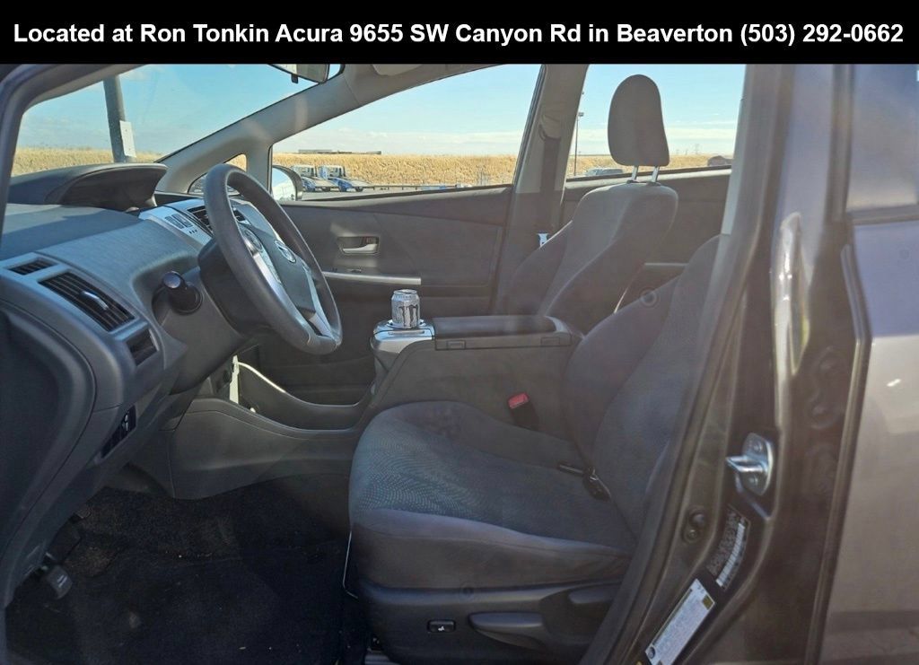 Used 2014 Toyota Prius V Two FWD image 7