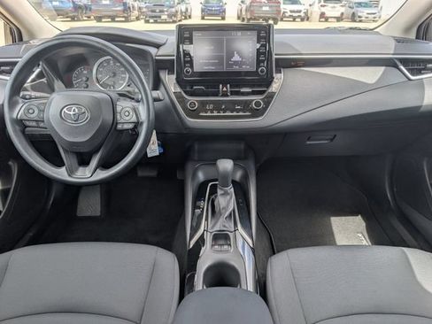 Used 2020 Toyota Corolla LE FWD image 22