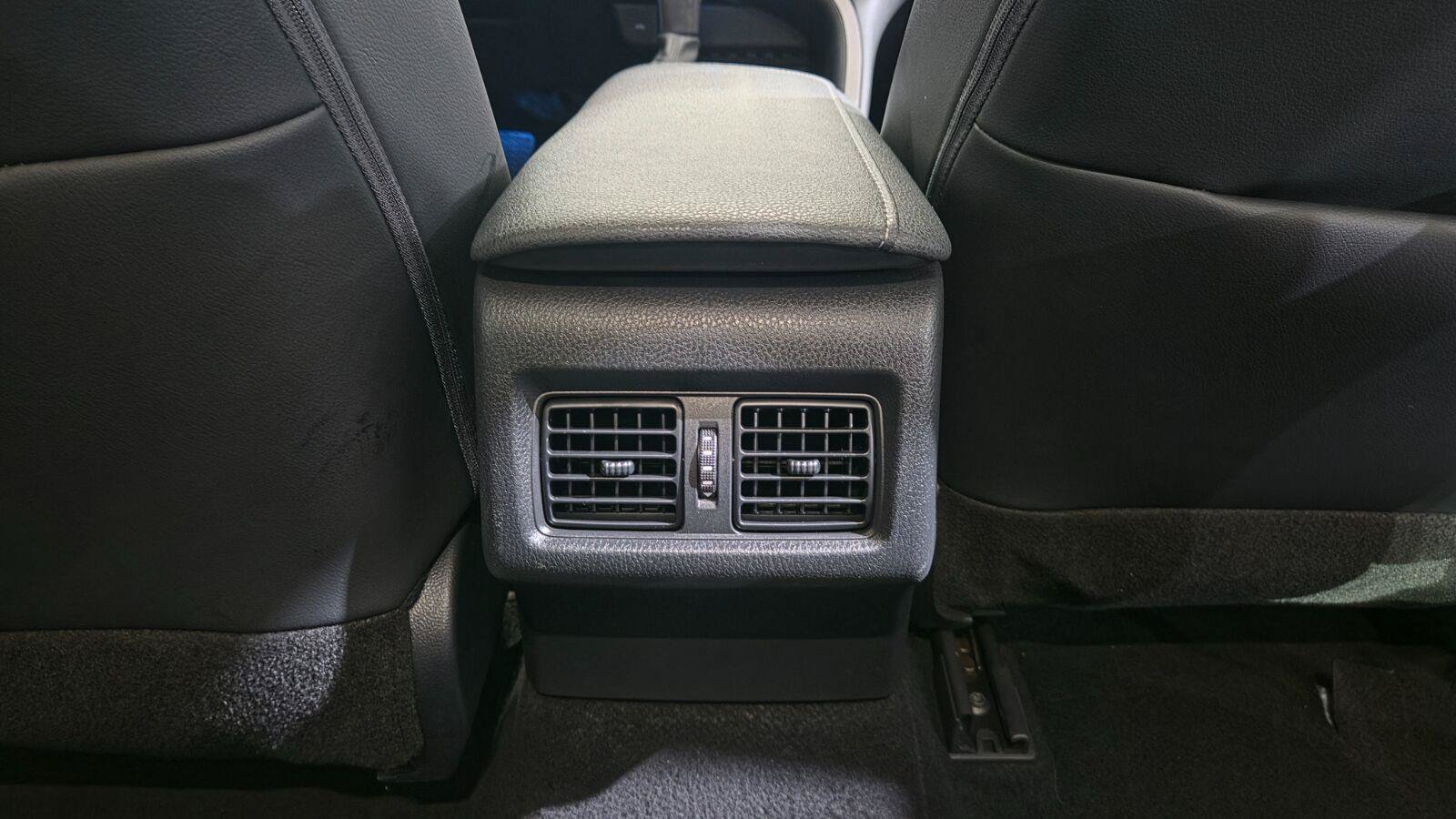 Used 2024 Toyota Camry XSE FWD image 53