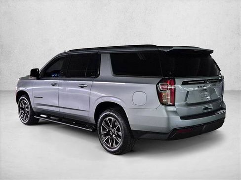 Used 2024 Chevrolet Suburban Z71 w/ Luxury Package AWD/4WD image 7