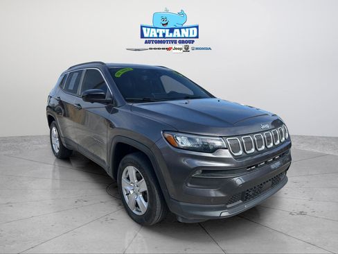 Certified 2022 Jeep Compass Latitude w/ Convenience Group image 7
