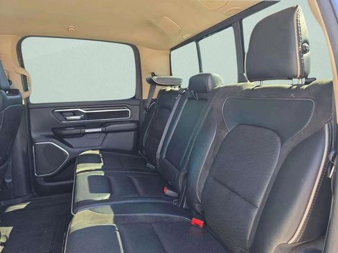 Used 2021 RAM 1500 Laramie w/ Off Road Group AWD/4WD image 6