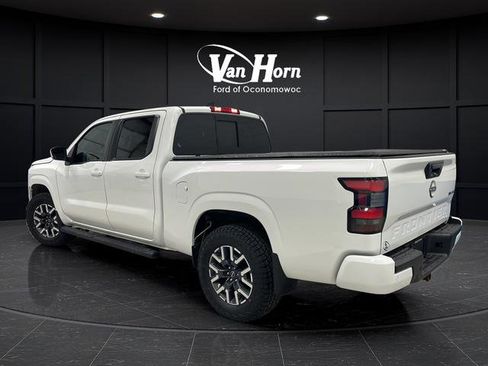Used 2022 Nissan Frontier SV AWD/4WD image 5