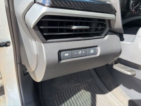 Certified 2023 Nissan Altima 2.5 SR w/ SR Premium Package image 11