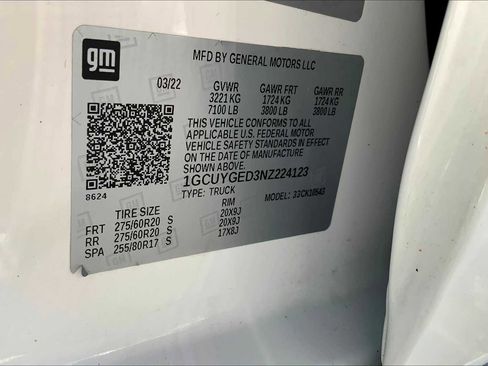 Used 2022 Chevrolet Silverado 1500 LTZ w/ Safety Package II image 32