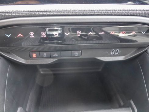 New 2026 Jeep Cherokee Laredo AWD/4WD image 21