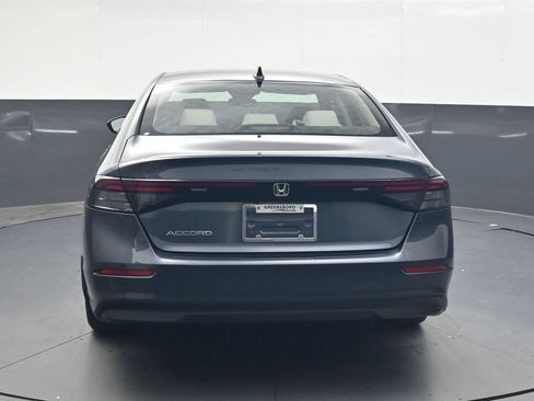 Used 2023 Honda Accord EX image 5