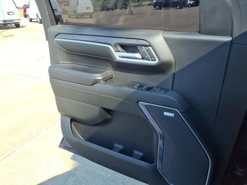 Used 2022 Chevrolet Silverado 1500 LTZ AWD/4WD image 19
