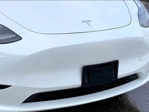 Used 2023 Tesla Model Y Performance image 28