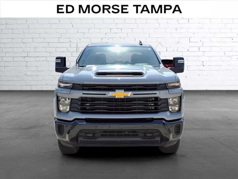 Used 2025 Chevrolet Silverado 2500 Custom w/ Custom Value Package RWD image 6