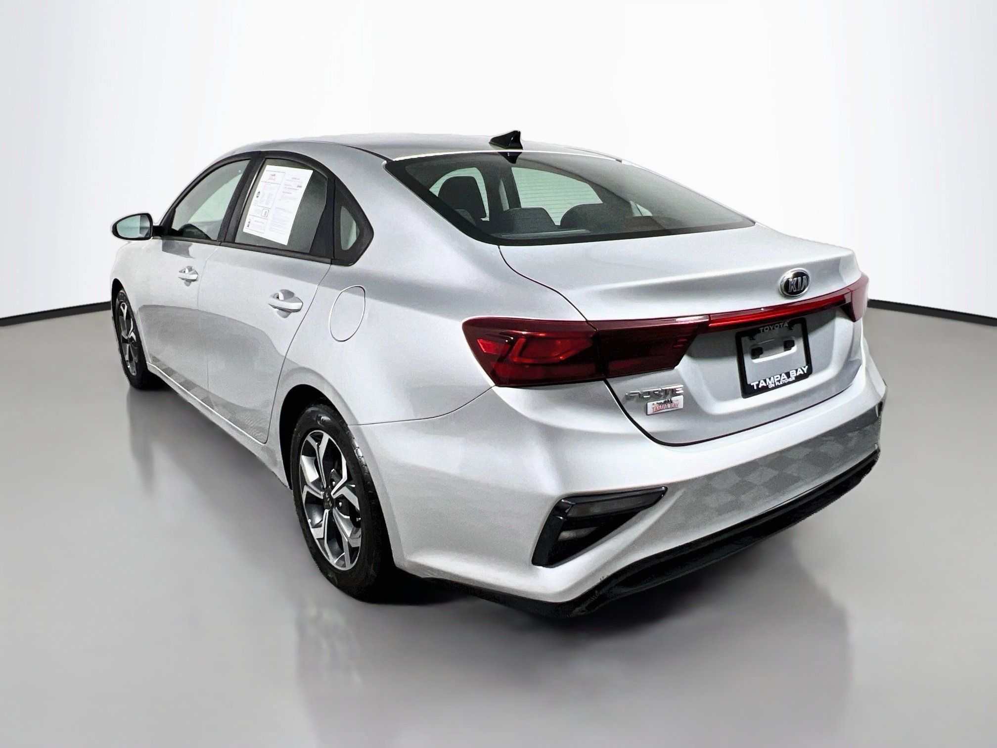 Used 2020 Kia Forte LXS FWD image 8