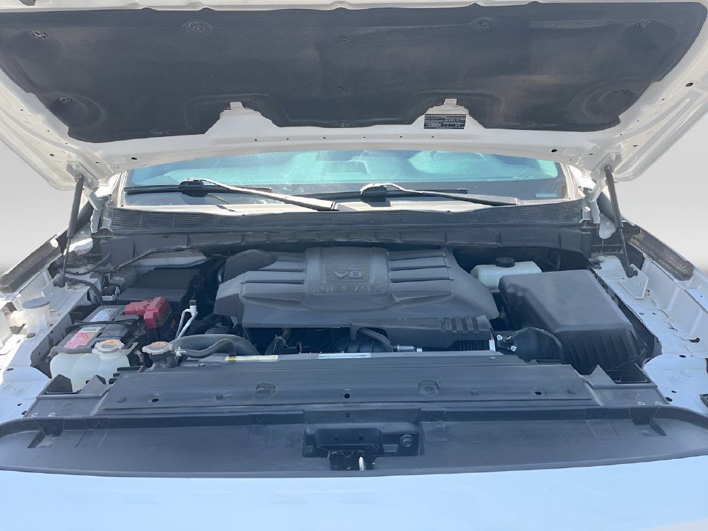 Used 2024 Nissan Titan SV AWD/4WD image 28