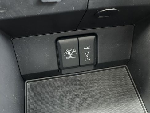 Used 2018 Honda Pilot EX-L image 37