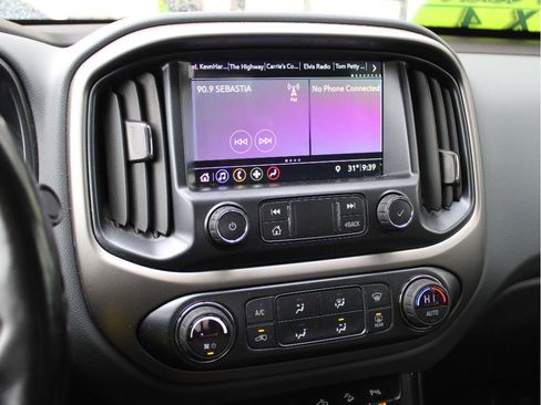 Used 2019 Chevrolet Colorado Z71 image 19