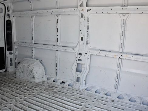 Used 2023 RAM ProMaster 2500 image 12