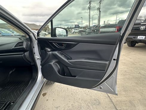 Used 2018 Subaru Crosstrek 2.0i Premium AWD/4WD image 14