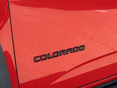 Used 2020 Chevrolet Colorado ZR2 w/ Colorado ZR2 Bison Edition image 30