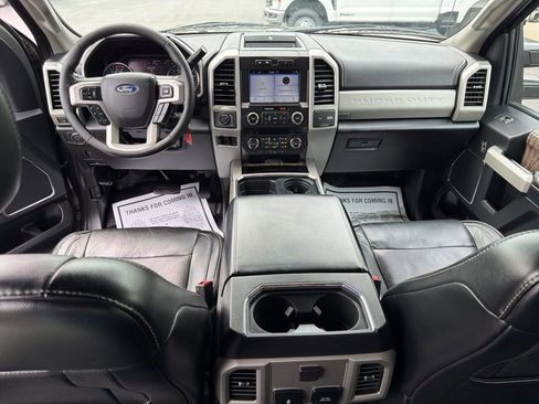 Used 2019 Ford F350 Lariat w/ Lariat Value Package AWD/4WD image 14