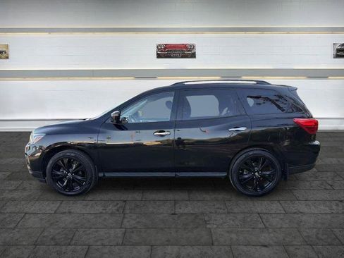 Used 2018 Nissan Pathfinder SL w/ Midnight Edition Package AWD/4WD image 4