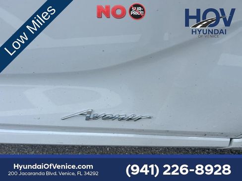 Used 2026 Buick Encore GX Avenir w/ Avenir Technology Package FWD image 11