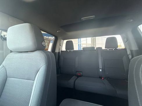 Used 2023 Chevrolet Silverado 1500 LT AWD/4WD image 28
