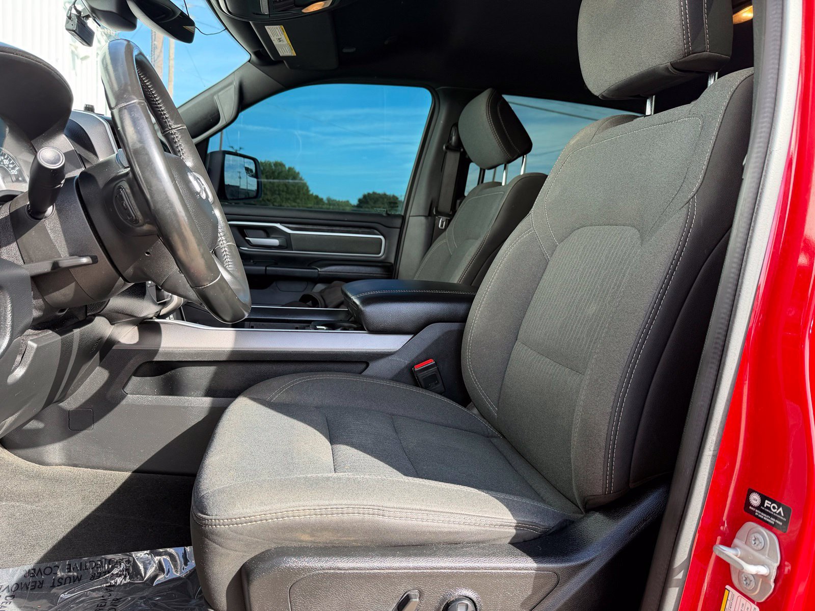 Used 2021 RAM 1500 Big Horn AWD/4WD image 25