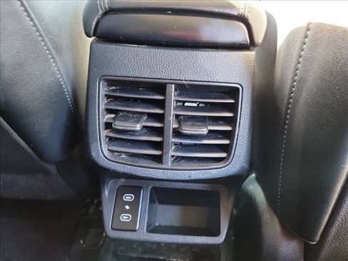 Used 2024 Kia Seltos S FWD image 17