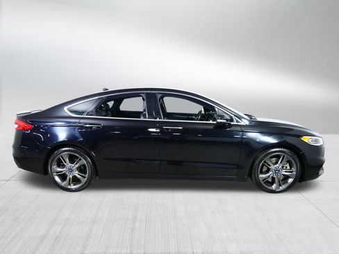 Used 2019 Ford Fusion Sport image 8