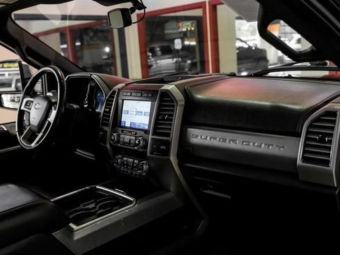 Used 2020 Ford F250 Platinum w/ FX4 Off-Road Package AWD/4WD image 13