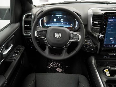 New 2026 RAM 1500 4x4 Crew Cab image 19