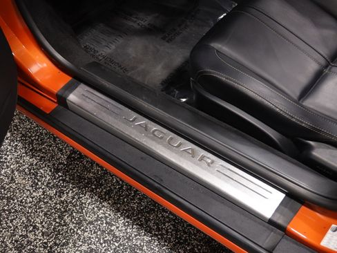 Used 2014 Jaguar F-TYPE Convertible image 37