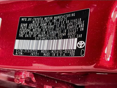 Used 2025 Toyota Corolla SE FWD image 30